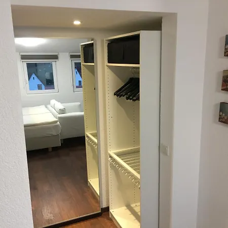 Aparthotel Business *