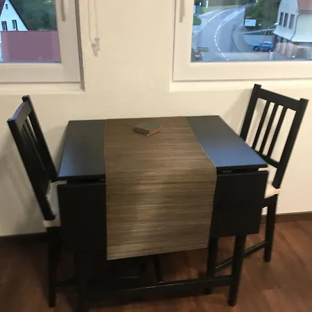 Aparthotel Business *