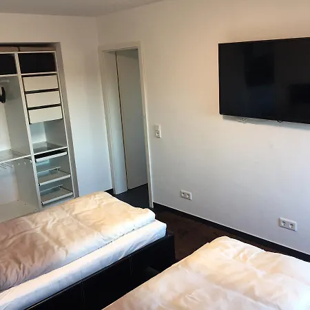 Aparthotel Business *
