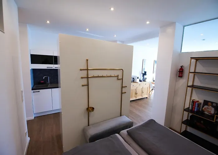 Aparthotel Business Hoefle 4*