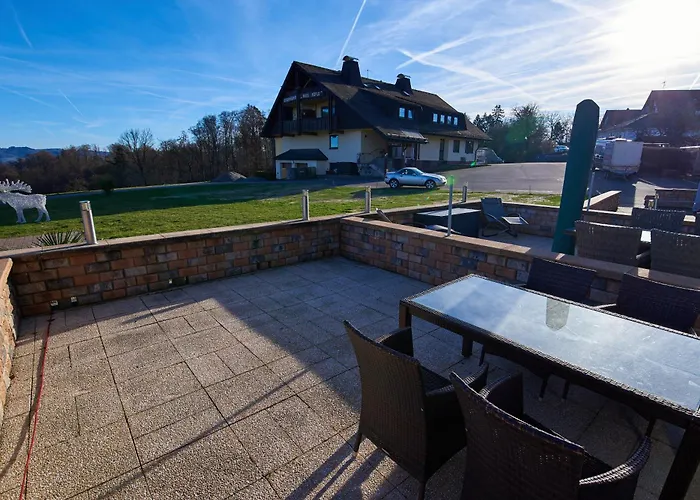 Business Hoefle Aparthotel 4*